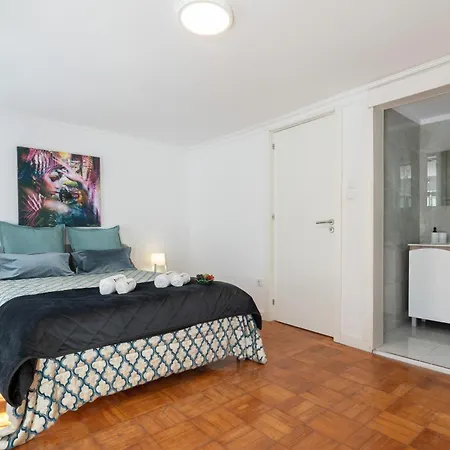 Apartment Salon Des Fleurs