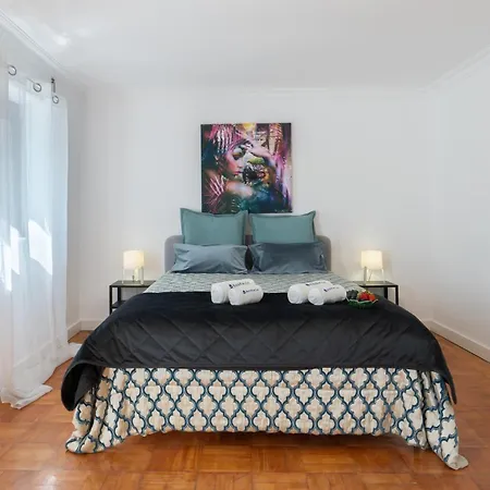 Salon Des Fleurs Apartment Porto