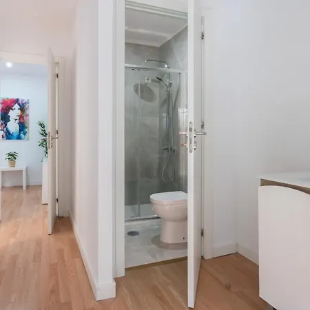 Salon Des Fleurs Apartment *