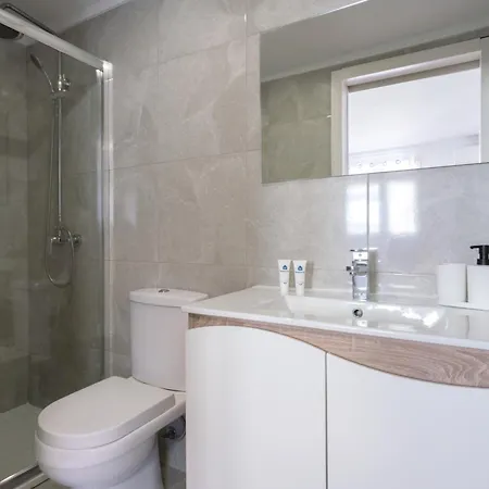 Salon Des Fleurs Apartment